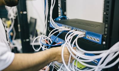 How to troubleshoot network connectivity issues?